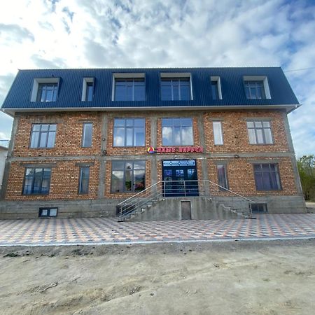 Hotel Алые Паруса Cholpon-Ata Esterno foto